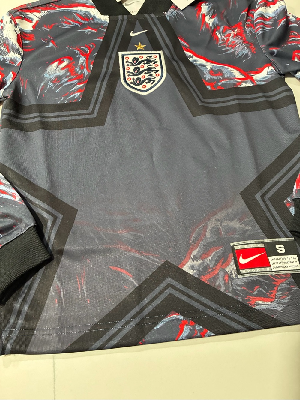 England National Football Team Youth Nike Long Sleeve (Small) Retail For $75 - Picture 6 of 16